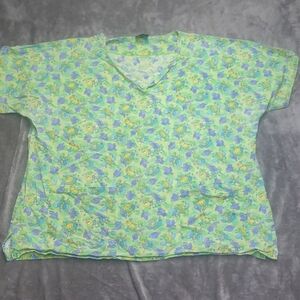 Cottonality bugs scrub top  XL green blue